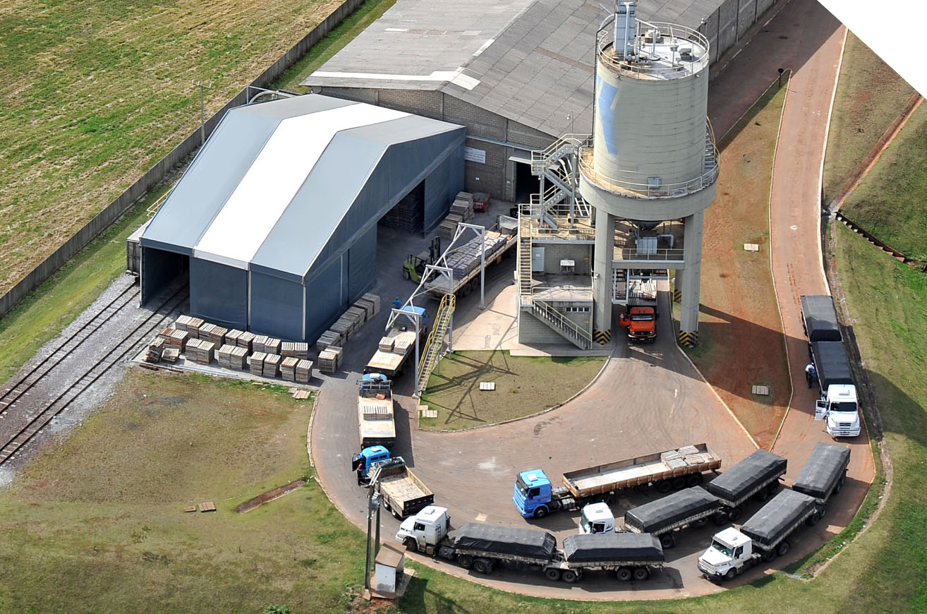 Galpão Lonado para proteção de materiais na construção civil