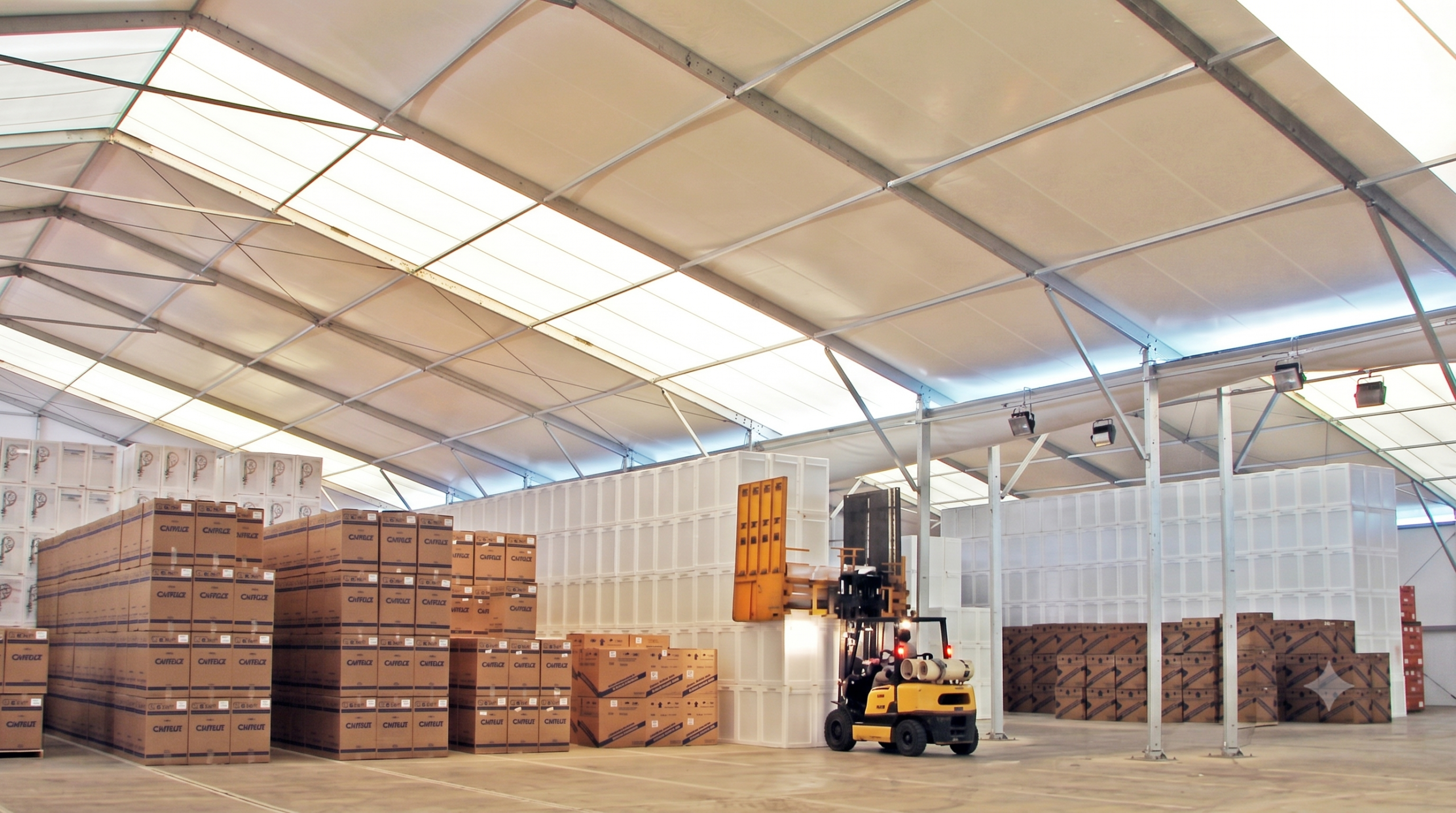 Alugar galpão vs construção em alvenaria: como otimizar o CAPEX da empresa